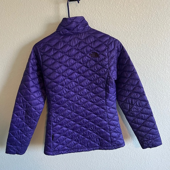 North Face - Picture 2 of 10